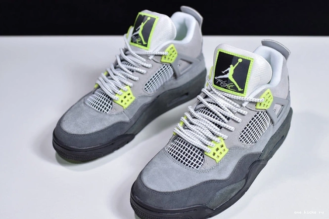 Cheap Neon CT5342-007 SE Jordan 4 Air 0805